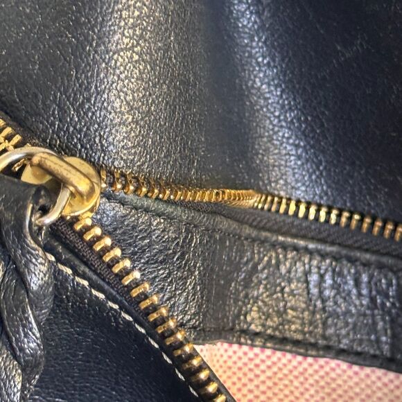 Dooney & Bourke XL Dillen hobo Black Pebble Grain Leather double zip front - Picture 4 of 15